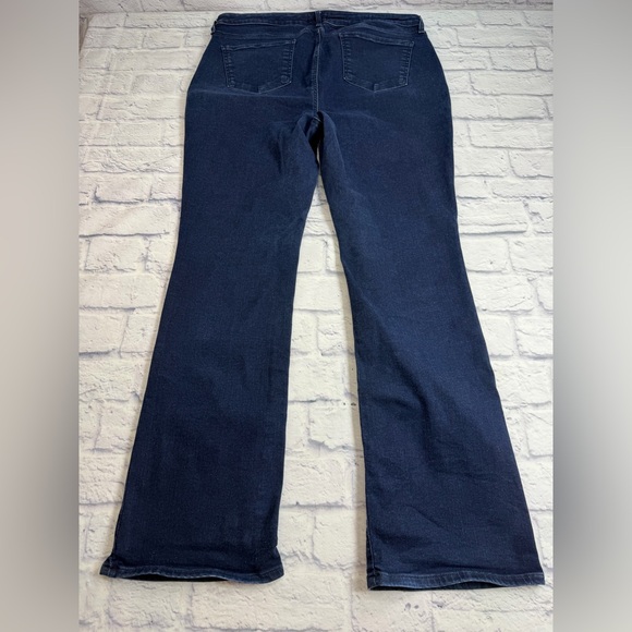 NYDJ Barbara Bootcut Dark Indigo Flare Jeans w/Lift Tuck Technology. Size 16. - Picture 3 of 7